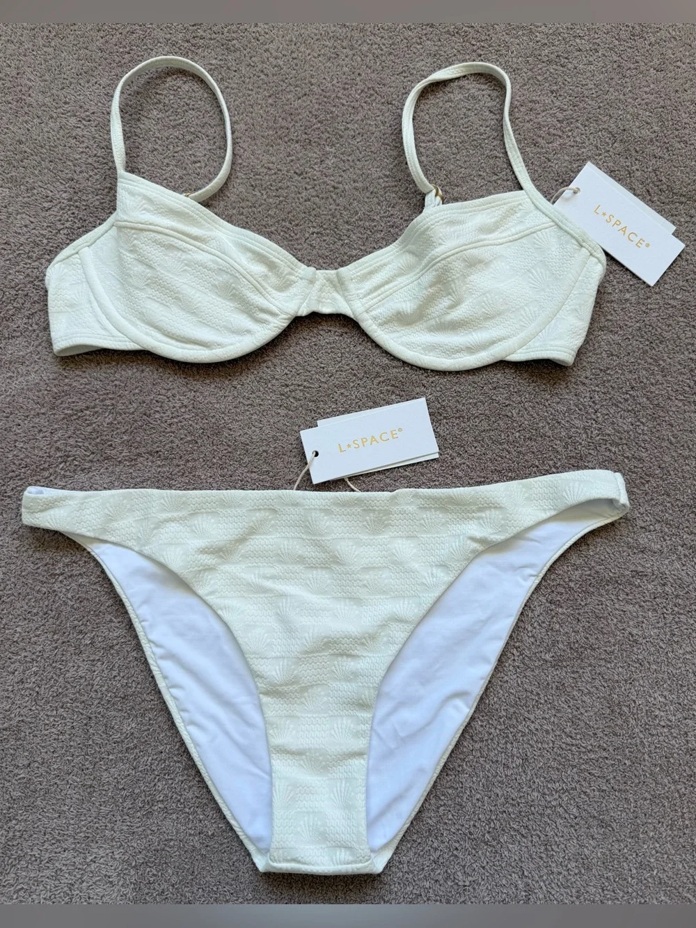 NEW - l*space x REVOLVE - SET - Missy Sunrise Seashell / Camacho Bottom - WHITE - Picture 1 of 11
